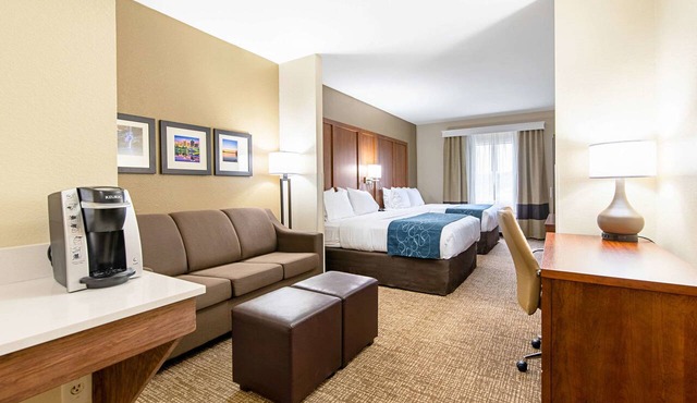Comfort Inn & Suites Pine Bluff