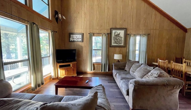 Comfortable Family Cabin with Vaulted Great Room, Full Kitchen & Outdoor Firepit