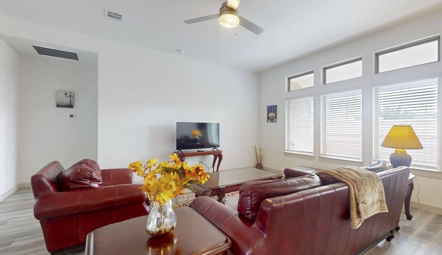 Comfortable, spacious home close to shopping in a quiet neighborhood