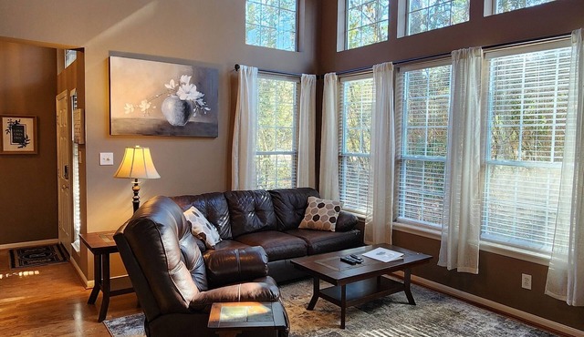 Comfortable, spacious townhome on quiet street. Master on main floor.