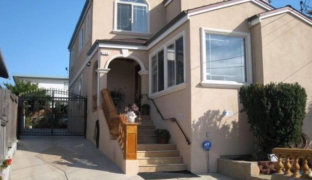 Comfortable Vacation Home Near ~SFO~ Airport in San Bruno
