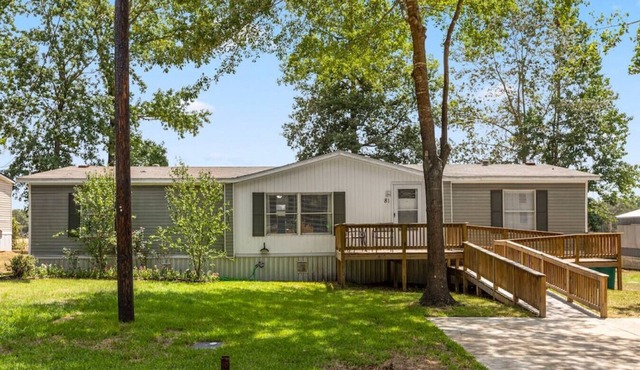 Conroe 3BR Sleeps 12 | Wheelchair-Accessible, Fenced Yard, Pet-Friendly