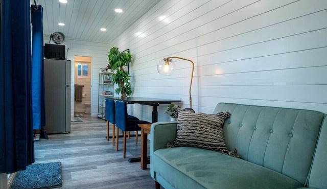 Container-Home 15 mins from FWTX | Pets Welcome