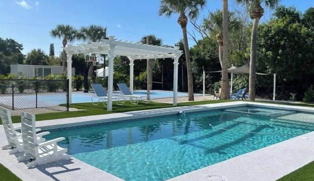 Containing Luxury in Jensen Beach-Sandollar in Jensen Beach
