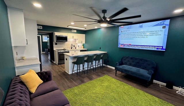Cozy 1-Bedroom Condo Penthouse in welcoming Port Arthur