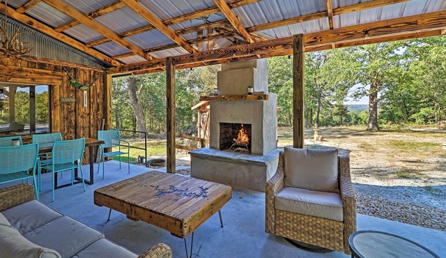 Cozy Cabin w/Backyard Oasis: 11 Mi to Marina in Elizabeth