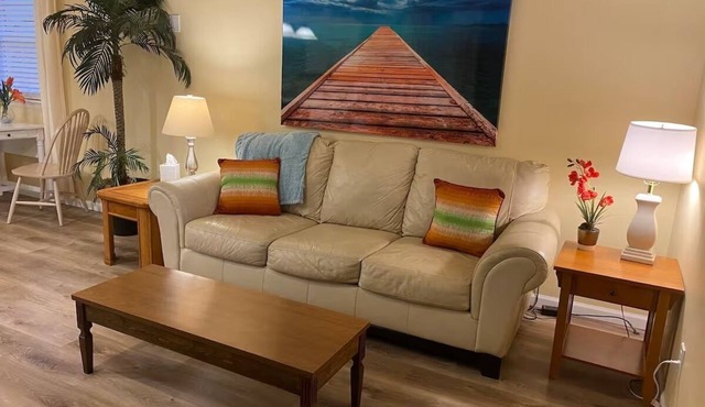 Cozy cabin with WiFi and AC in lovely Ferris!