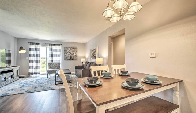 Cozy Condo w/Pool Access in the Heart of Branson! in Branson