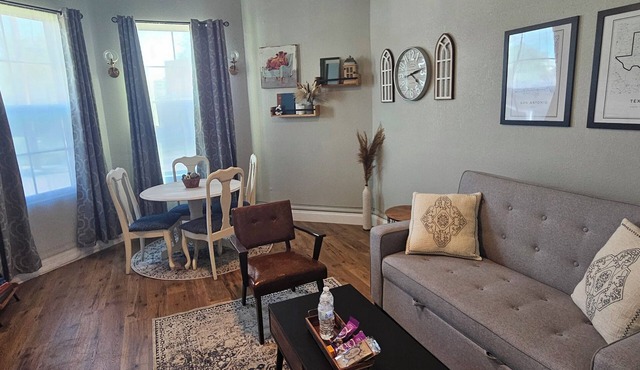 Cozy Downtown Duplex