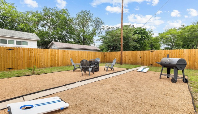 Cozy Duplex Near Downtown & Riverwalk - 102