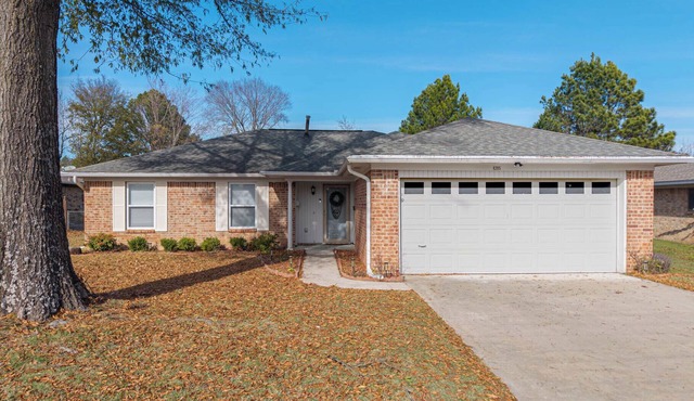 Cozy Luxe 3BR Ranch/Huge Yard/East Fort Smith