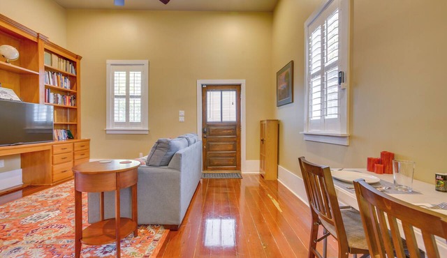 Cozy New Orleans Getaway Near Magazine Street!