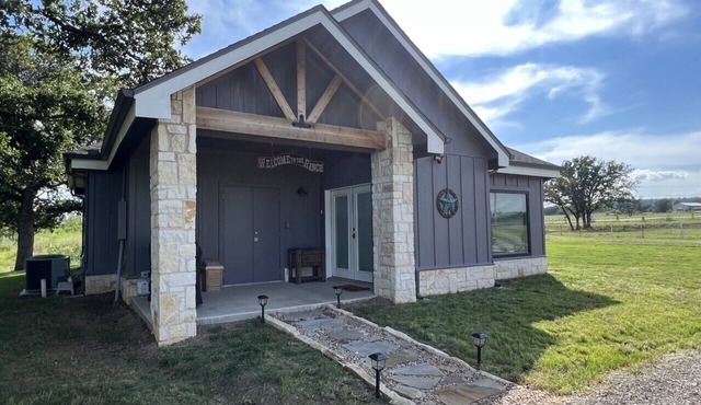 Cozy Ranch Guest Home located between Granbury and Glen Rose.