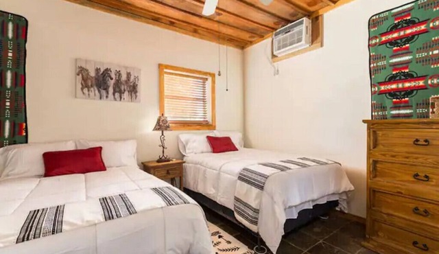 Cozy ranch guest house on 300 acre Ranch, pets ok Big Thicket National Preserve
