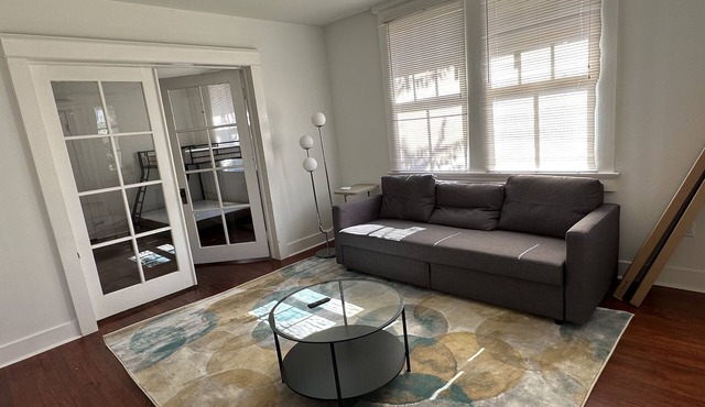 Cozy uptown house
