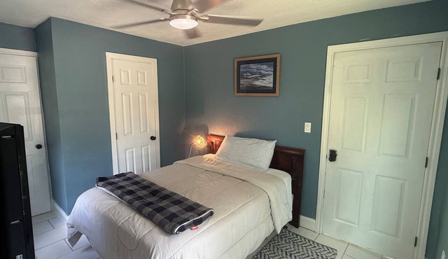 Creekside Private Room & Bathroom Fishing Peaceful Retreat