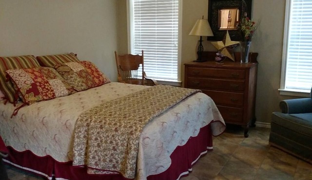 CUTE COUNTRY PRIVATE GUEST SUITE