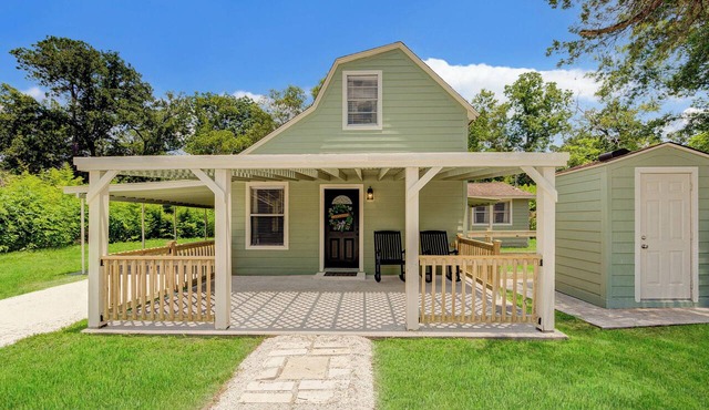 Cute & Cozy! 5 Min from Woodlands Med Center 10 min from Woodlands Pavilion