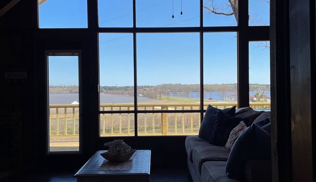 D'arbonne Nest Rentals: The Eagles Nest Cabin