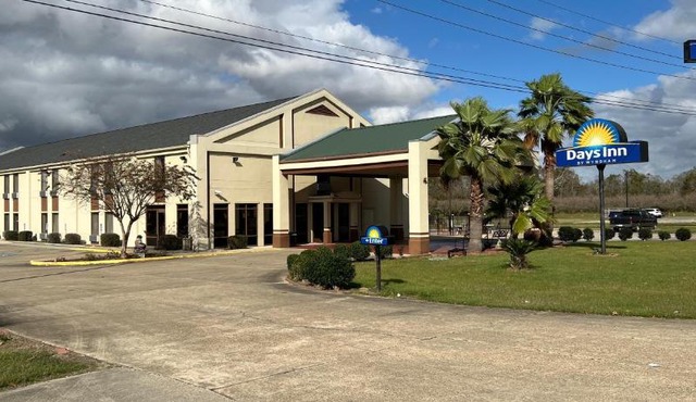 Days Inn by Wyndham Rayne