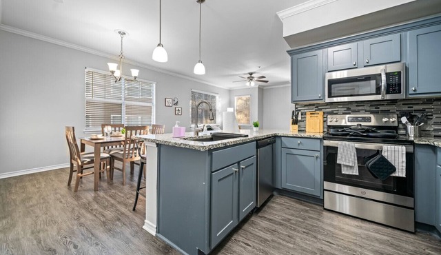 Designer Space | 2 Beds 2 Baths | Pool