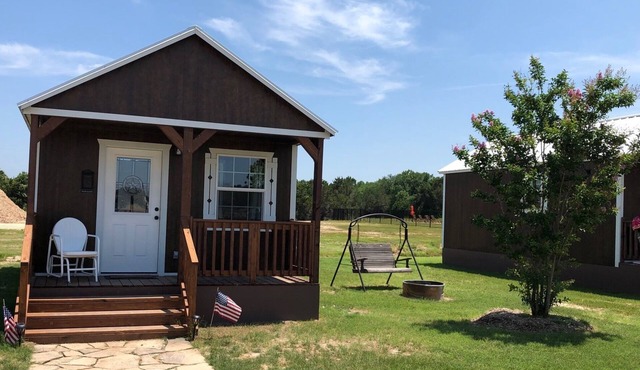 Dinosaur Valley RV Park Cabin 4