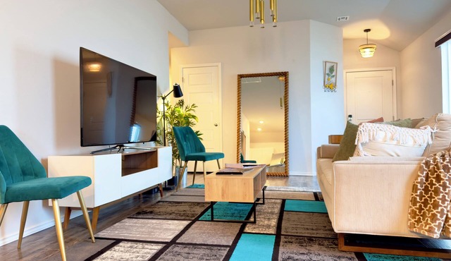 Discover this stylish 3-bedroom home, perfect for a comfortable stay.