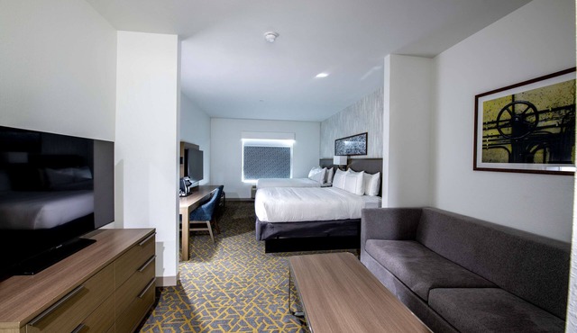 DoubleTree by Hilton Sulphur Lake Charles