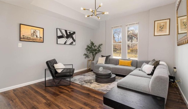 Downtown Views-Prime Location! in Cincinnati