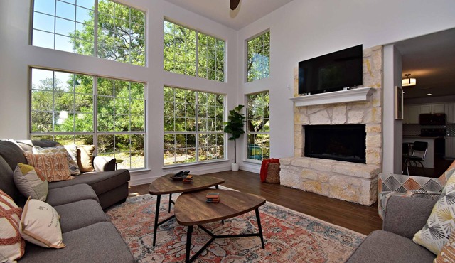 Dreamy Dripping Springs | Near Parks, Hiking & More!