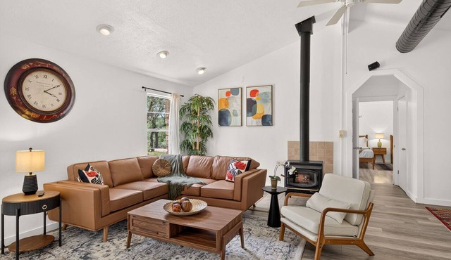 Dripping Springs The Wrangler | *NEW* Hill Country Escape