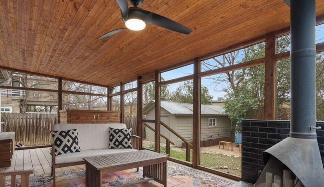 Elegant Escape | Gourmet Kitchen + Outdoor Living