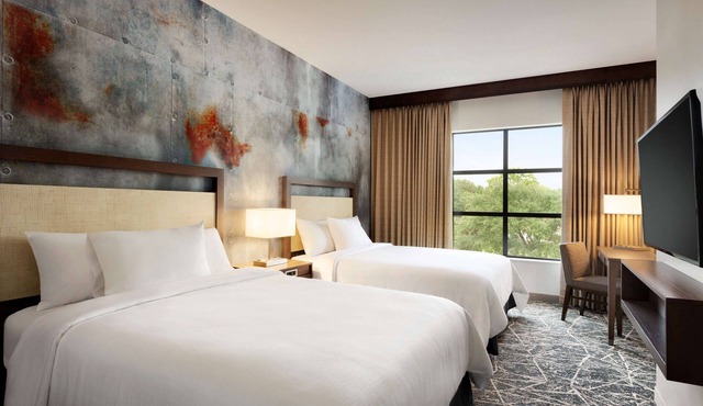 Embassy Suites by Hilton San Antonio Brooks Hotel & Spa