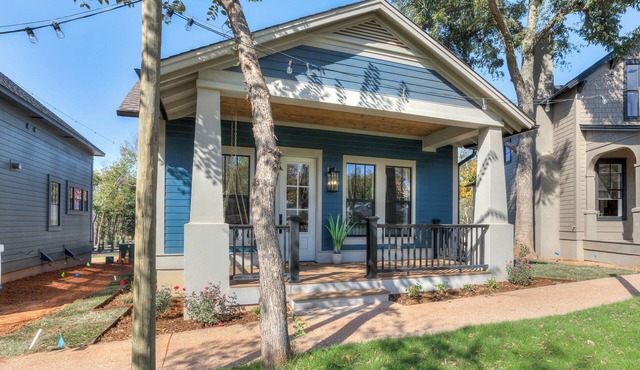 Enchanted Woods Cottage at Selah- 2 bed 2 bath