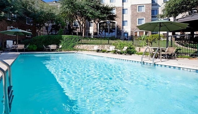 Enjoy a Hassle-Free Stay! Pet-Friendly, Near Great Hills Municipal Park