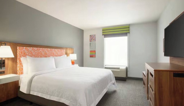 Enjoy Convenience & Comfort at This Modern Room w/Pool Access + Free Parking