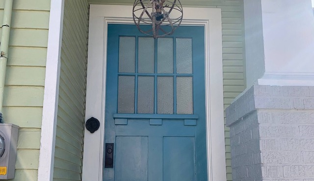 Enjoy the comforts of home in the Cozy Green Cottage!