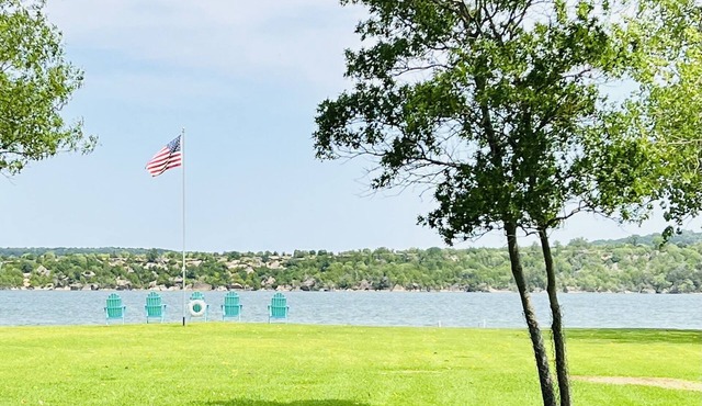Escape to waterfront acreage at PK.
