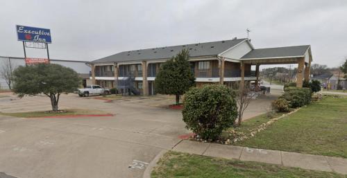 Executive Inn