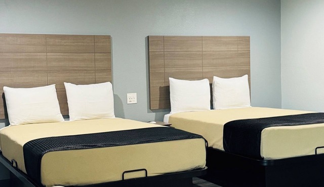 EXPRESS INN & SUITES