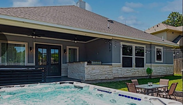 Extra Large Luxury Lakeside Swim Spa Dream Getaway