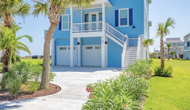 Fabulous Custom Beach House in Pointe West!