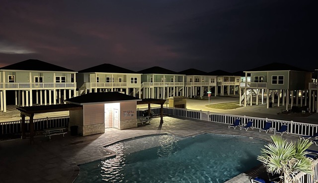Family friendly home with the pool and bay views