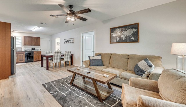 Family-friendly Nash Home 6 Mi to Spring Lake Park