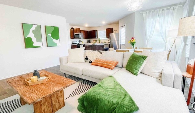 Family Modern Oasis Lackland BMT Family Home 3 Bed 2 Bath