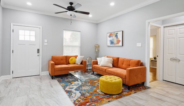 Fantastic 2-bedroom townhome with in New Orleans