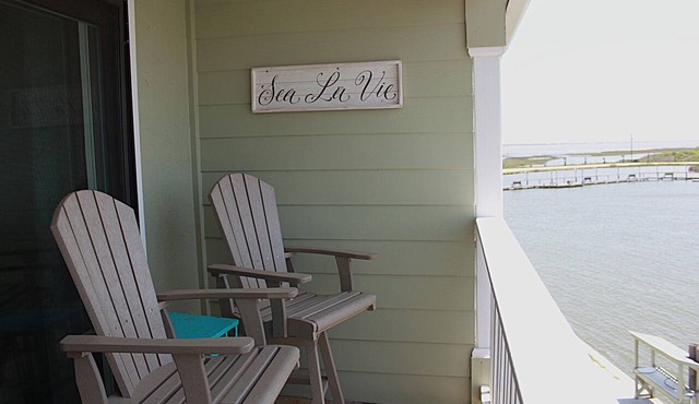 Fantastic water view from comfortable cozy condo