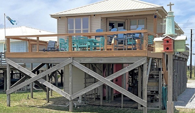 Fin and Bridge - New Beachfront - Island Realty