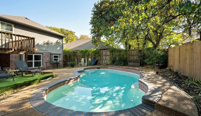 Fort Worth Near Arlington Fun | Pool, Fire Pit | Epic Stays