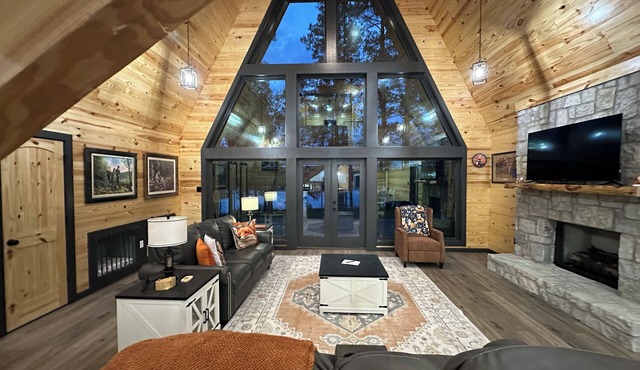 Fox Den Sibley Lake ADA Cabin 8 beds Sleeps 12 Pet Friendly Fishing